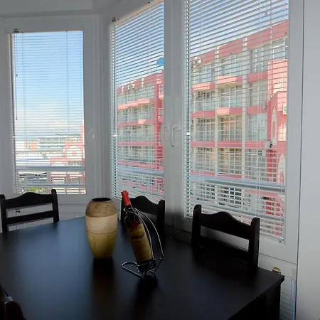 Apartment Sunny Dream Family