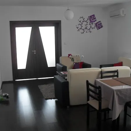 Sunny Dream Family Апартамент *